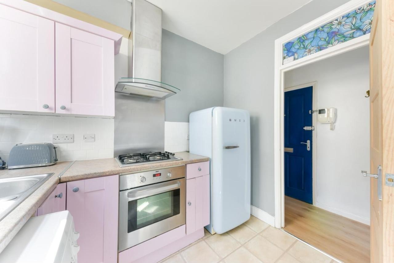 Cozy 1-Bed Apartment In Brixton Londres Exterior foto